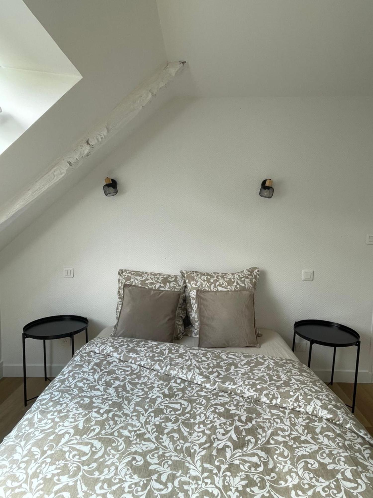 Au Pied Leve Hotel Calorguen ภายนอก รูปภาพ