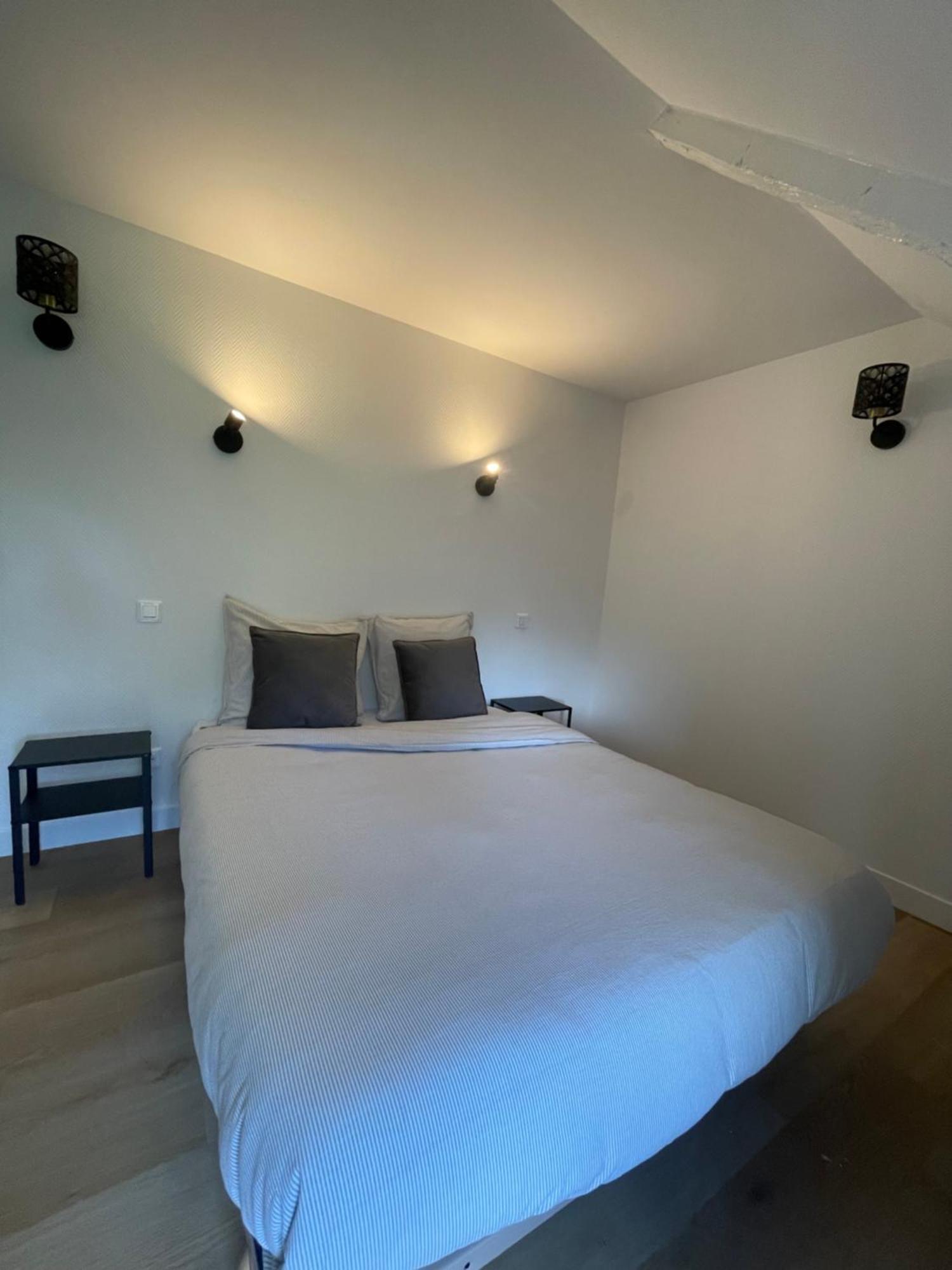 Au Pied Leve Hotel Calorguen ห้อง รูปภาพ